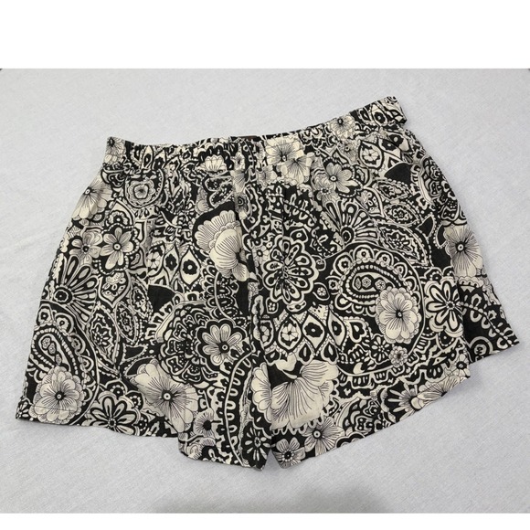 ODDI Women's Black Cream Paisley Floral Belted Flowy Pull On Shorts Size 3XL - Picture 3 of 3